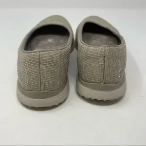 Skechers Microburst Darling Dash Taupe Brown Ballet Flats Size 6.5